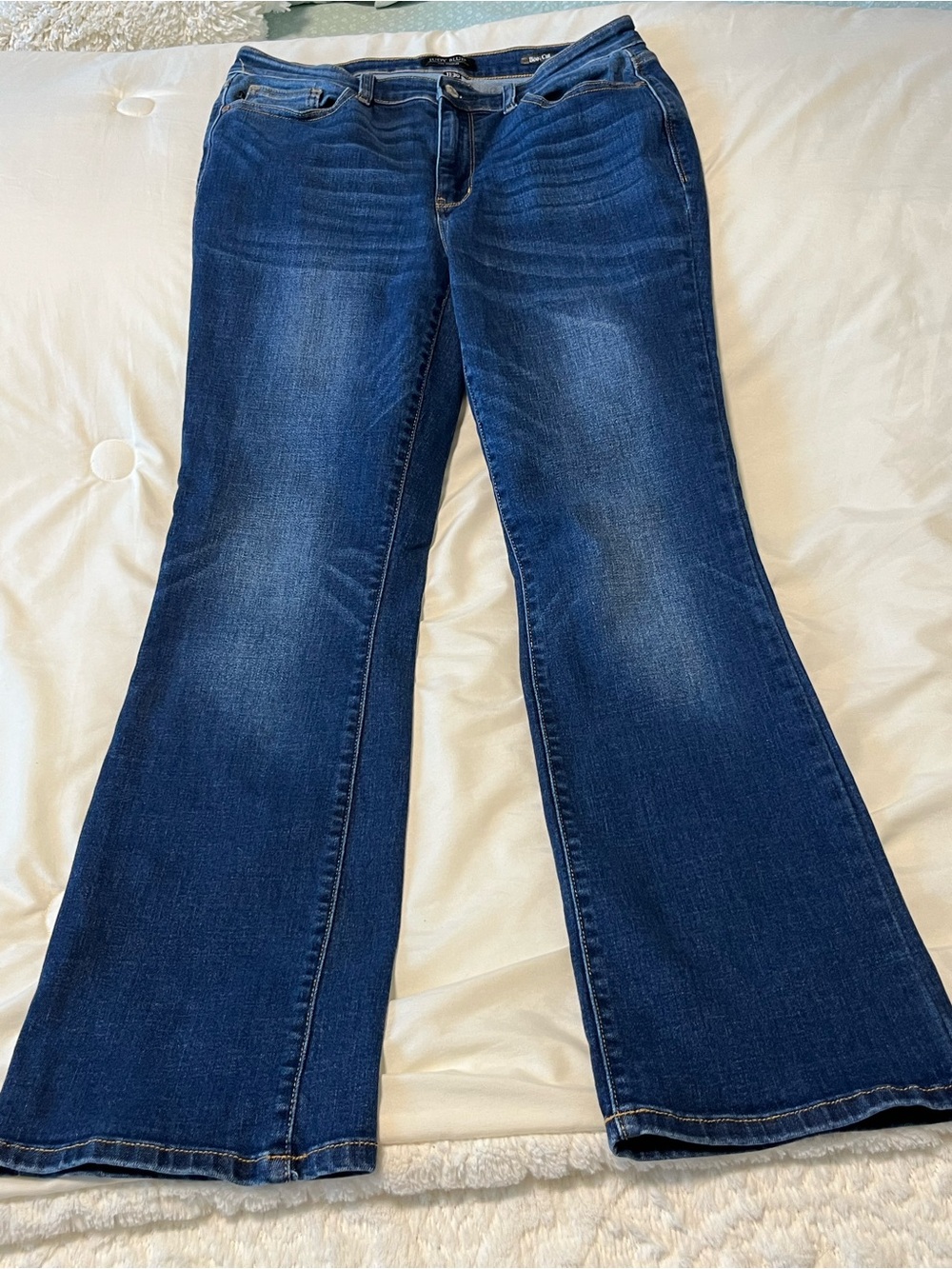 Judy Blue Dark Blue Flare Jeans Size 11/30